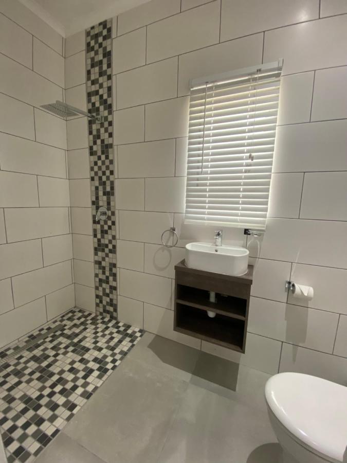 Adventure Apartment - Colchester - 5Km From Elephant Park Extérieur photo